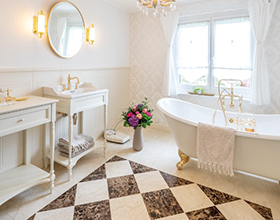 Which type of bathroom do you prefer?